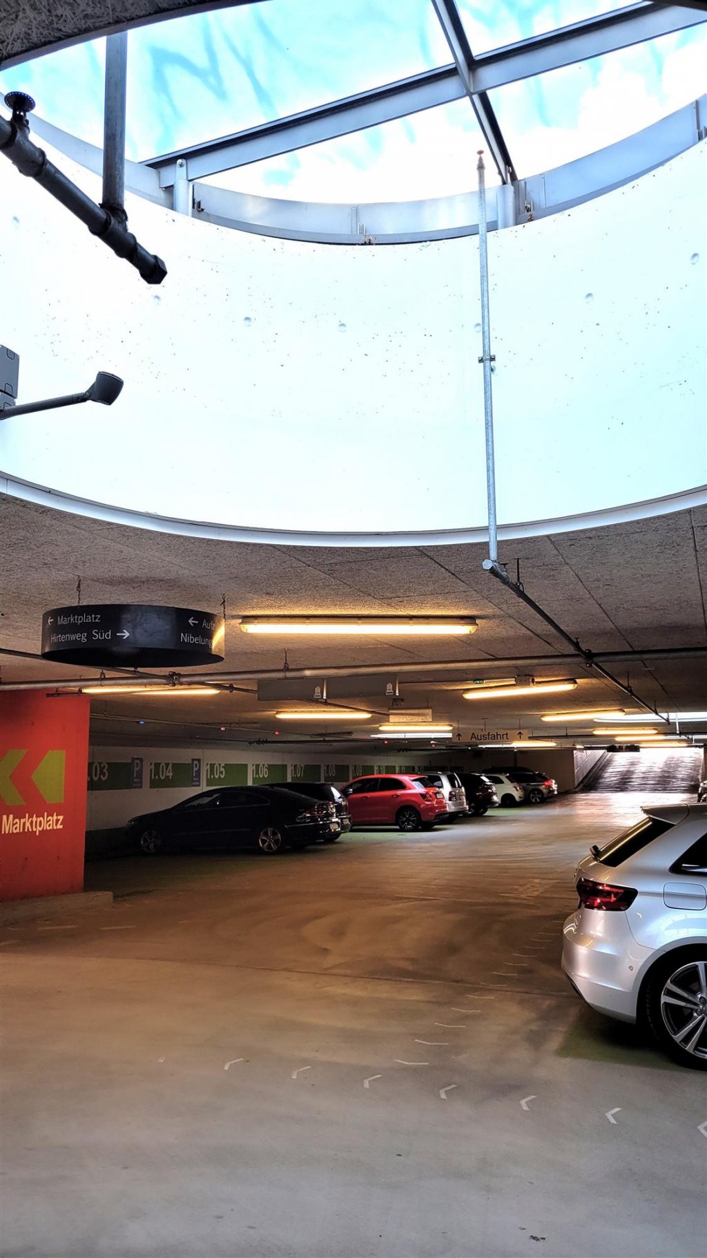 Belichtung Parkgarage Grünwald
