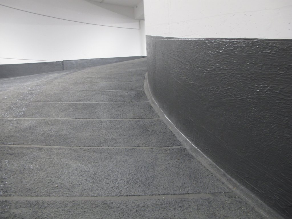 Rampe AOK Bad Reichenhall Tiefgarage