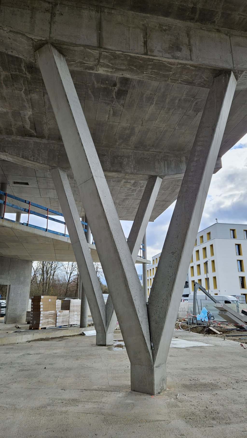 Projekt LSC, V-Stützen Projekt LSC V-Stützen
